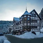 Jagdhof Glashuette باد لاسفه