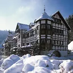 ホテル Relais & Chateaux Jagdhof Glashuette バート・ラースフェ