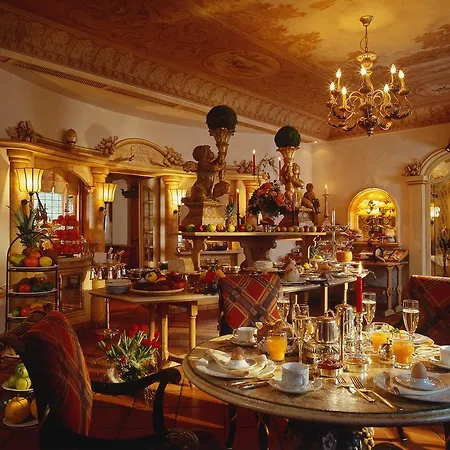 Relais & Chateaux Jagdhof Glashuette 5*