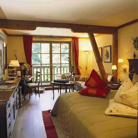Relais & Chateaux Jagdhof Glashuette 5*