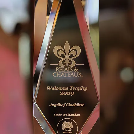 فندق Relais & Chateaux Jagdhof Glashuette 5*