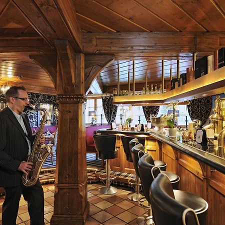 Jagdhof Glashütte Hotel