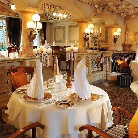 Jagdhof Glashuette Hotel