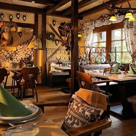 Hotel Relais & Chateaux Jagdhof Glashuette 5*