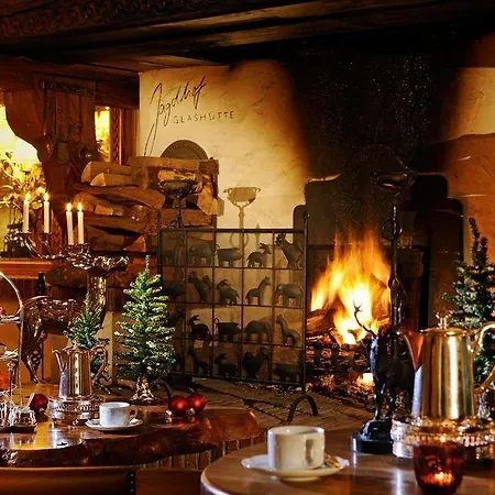 Relais&châteaux Jagdhof Glashütte Hotel