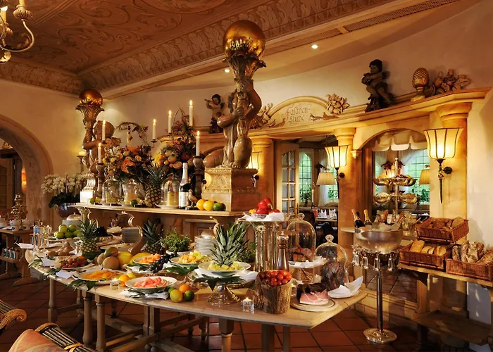 فندق Relais & Chateaux Jagdhof Glashuette باد لاسفه